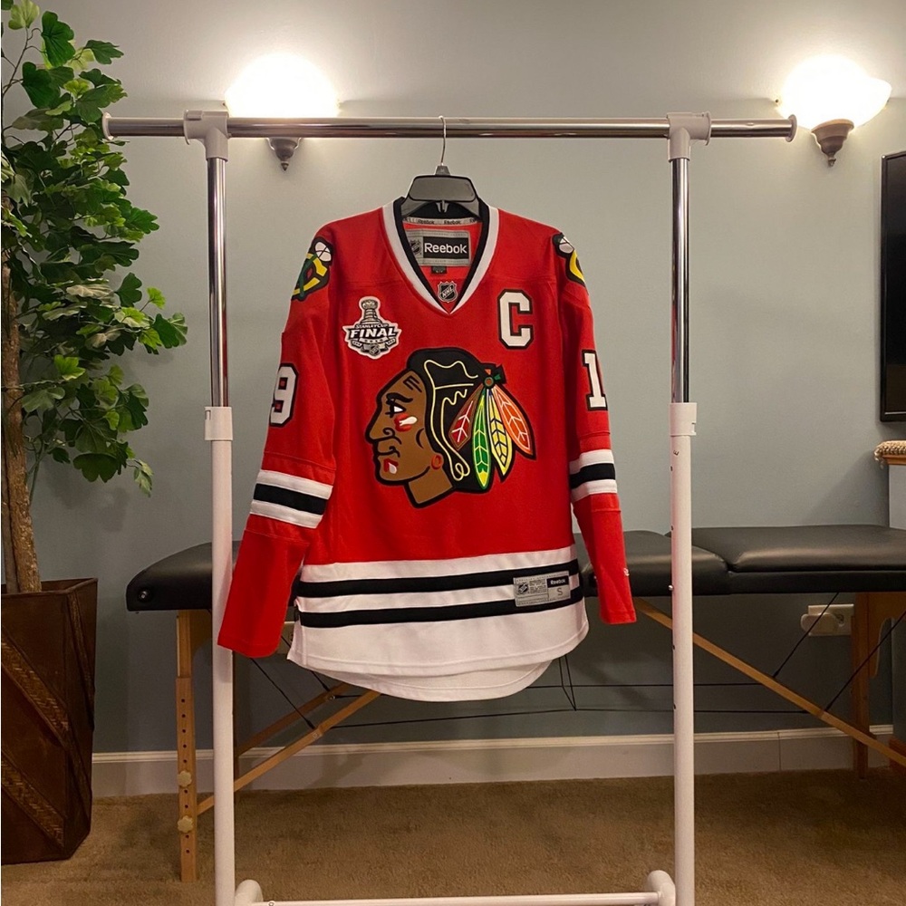 Jonathan Toews 2010 Stanley Cup Finals Rebook Jersey